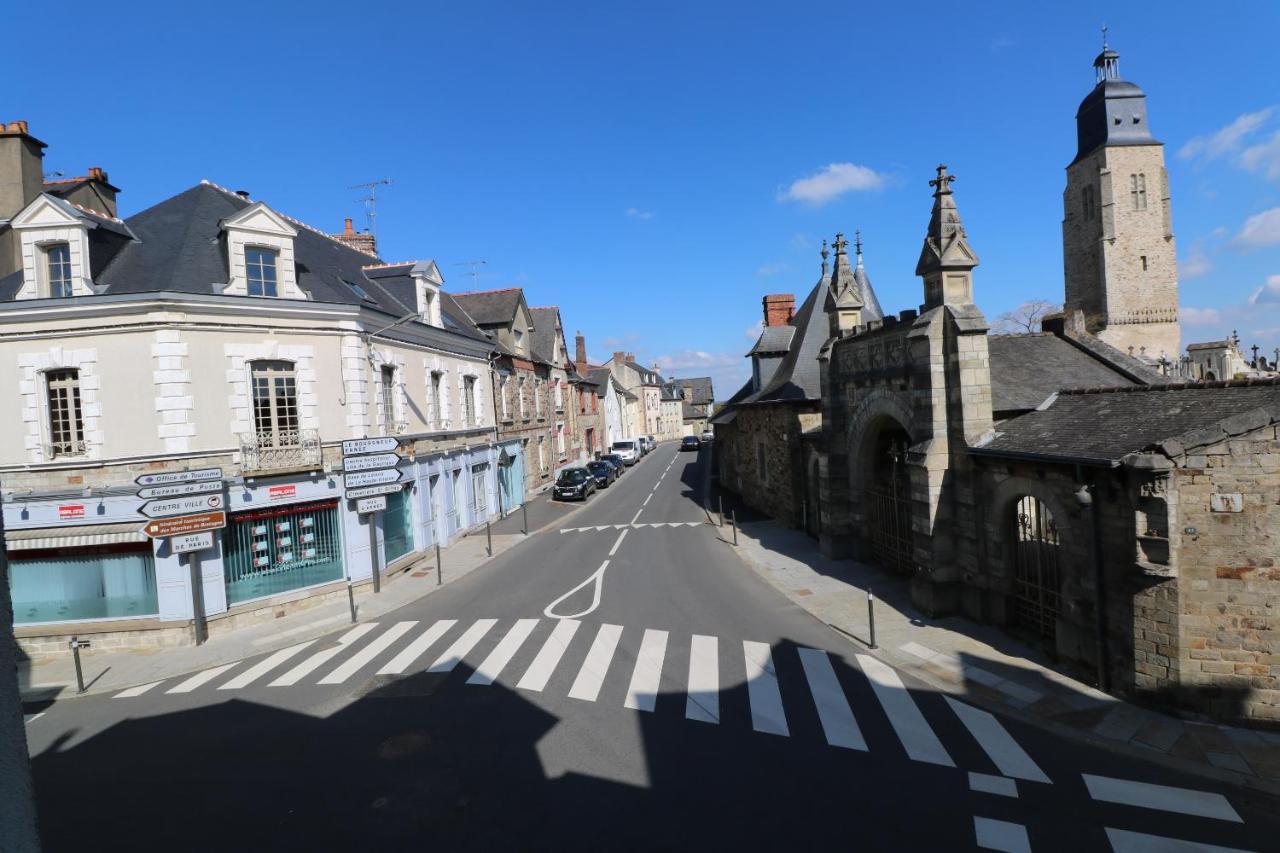 Appartement Logisy En Centre-Ville De Vitre I Logisy L'Indu ヴィトレ エクステリア 写真